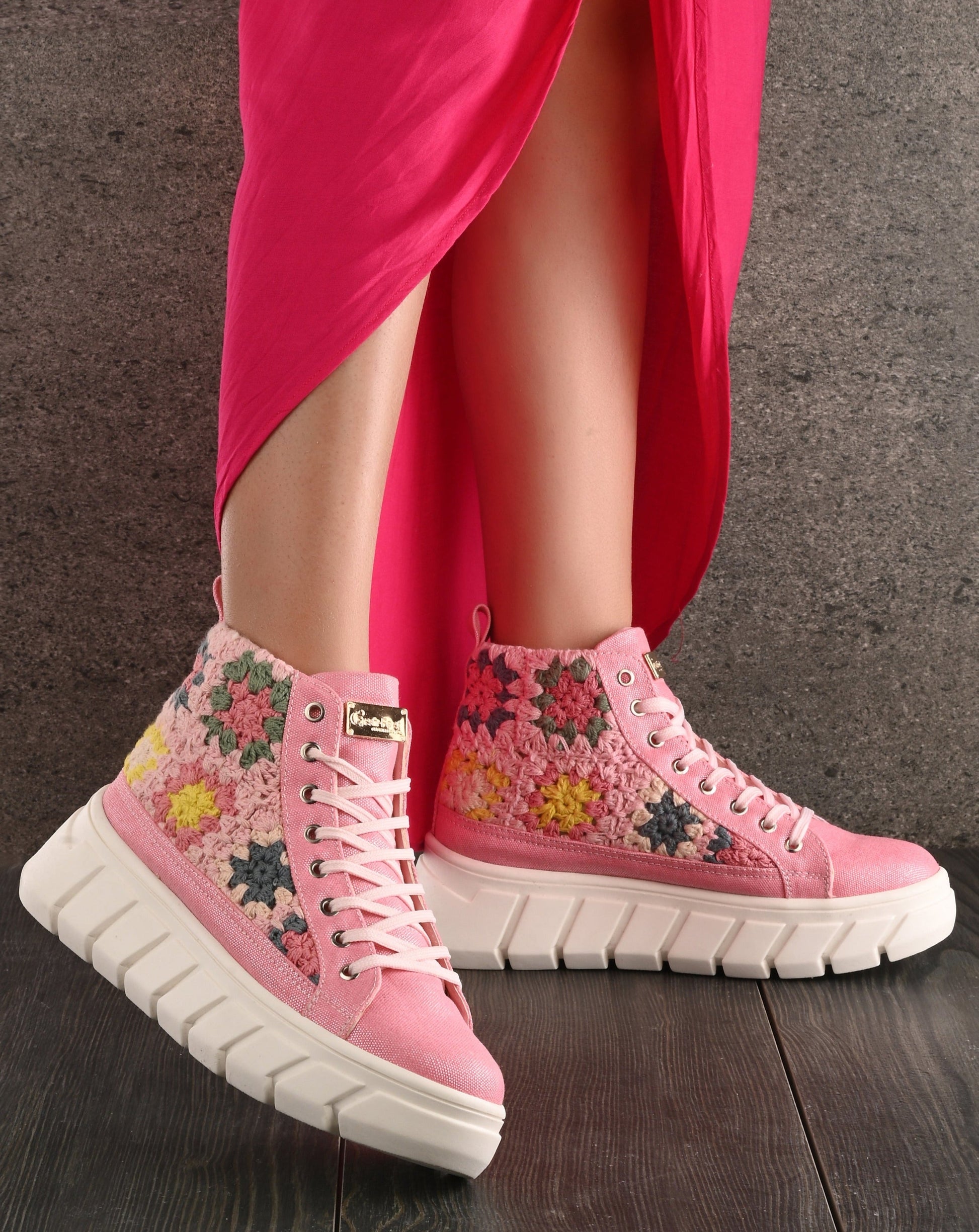 Women's Senorita Pink Canvas Floral  Crochet Sneakers